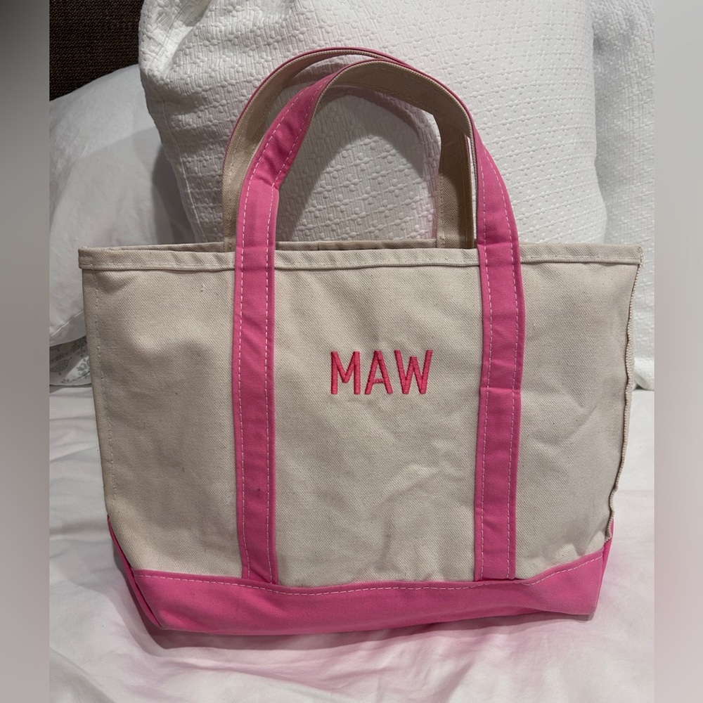 LL Bean Boat and Tote Open Top Bright Pink Medium 17 x 11 Regular Handle "MAW"